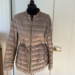 Max Mara Leisure packable tie waist down jacket